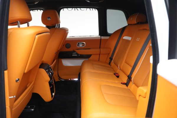 Used 2022 Rolls-Royce Black Badge Cullinan for sale Call for price at Maserati of Westport in Westport CT 06880 24