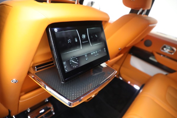 Used 2022 Rolls-Royce Black Badge Cullinan for sale Call for price at Maserati of Westport in Westport CT 06880 26