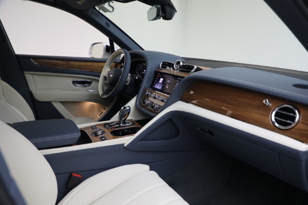 New 2025 Bentley Bentayga EWB V8 for sale $262,915 at Maserati of Westport in Westport CT 06880 23