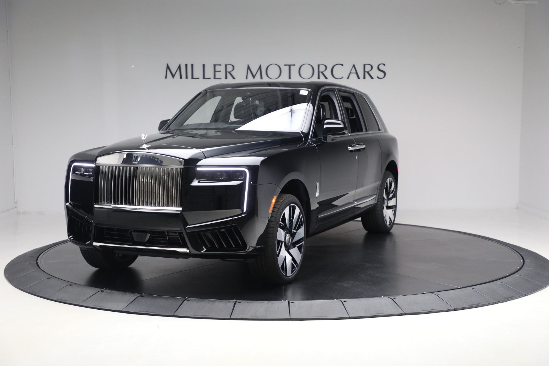 Used 2026 Rolls-Royce Cullinan for sale $449,900 at Maserati of Westport in Westport CT 06880 1