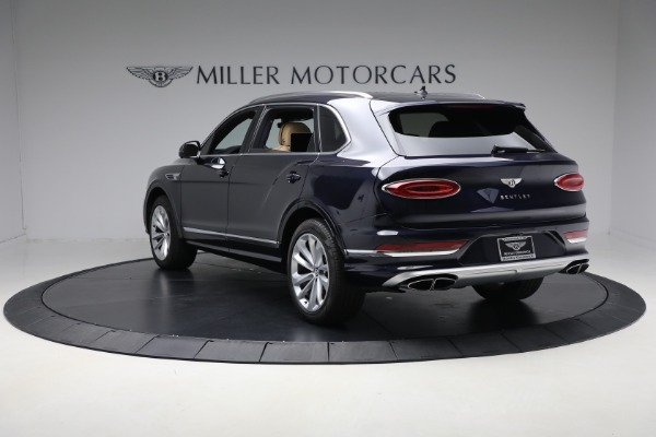 Used 2024 Bentley Bentayga EWB V8 for sale $204,900 at Maserati of Westport in Westport CT 06880 4