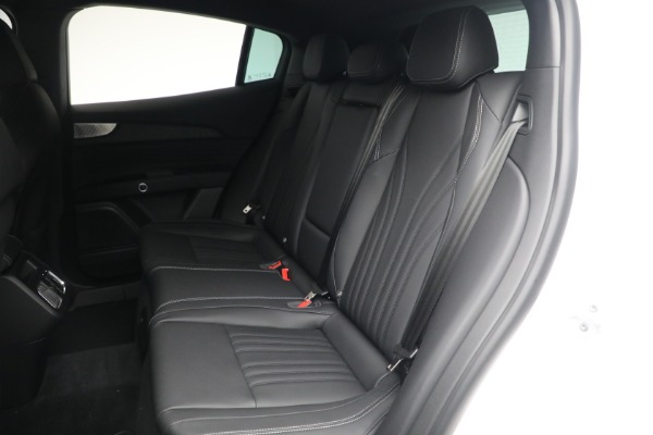 Used 2025 Maserati Grecale for sale $57,550 at Maserati of Westport in Westport CT 06880 18