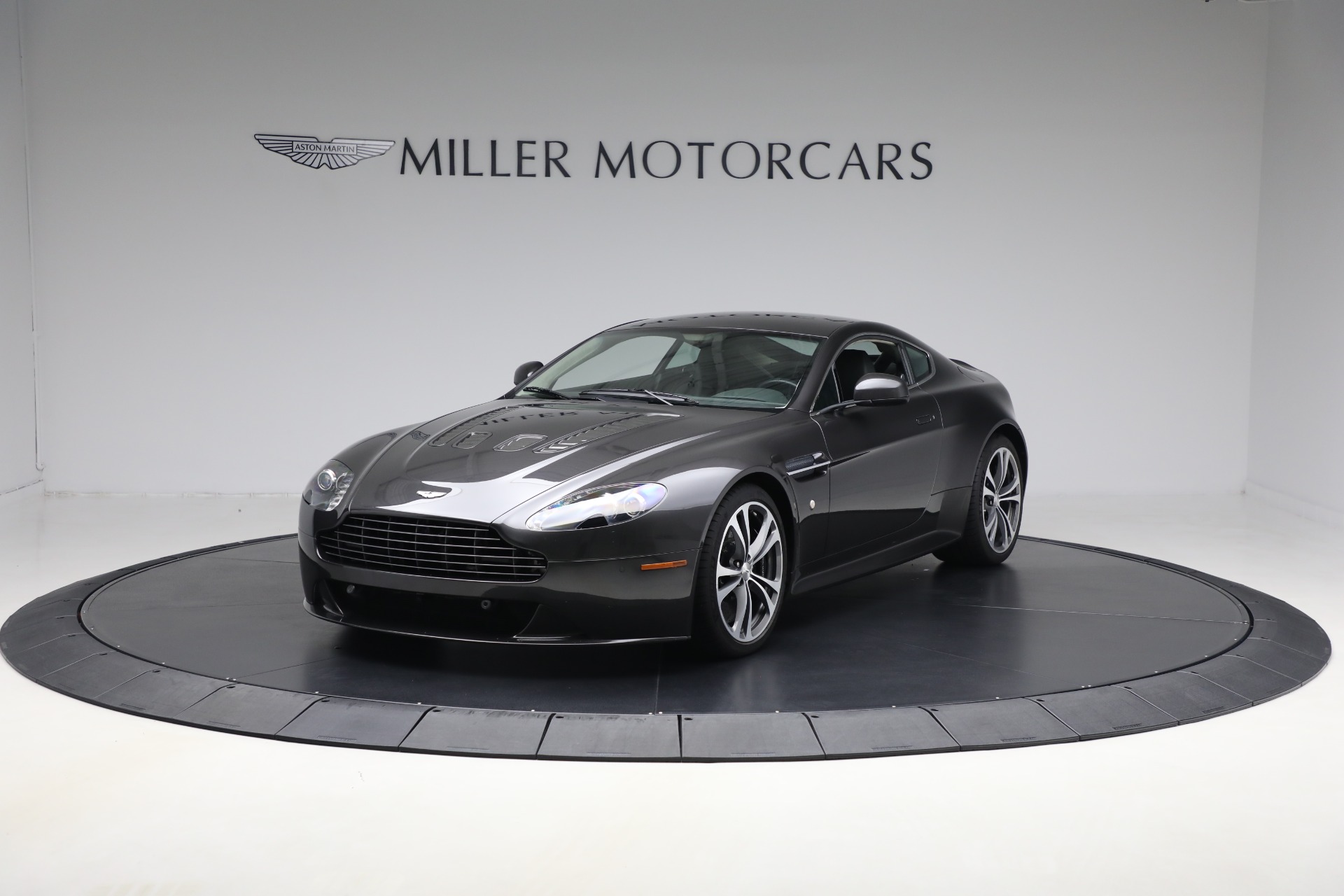 Used 2011 Aston Martin V12 Vantage for sale $129,900 at Maserati of Westport in Westport CT 06880 1