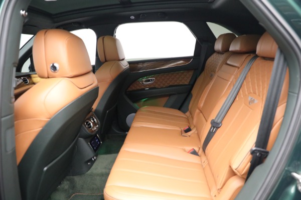 Used 2021 Bentley Bentayga V8 for sale $109,900 at Maserati of Westport in Westport CT 06880 24