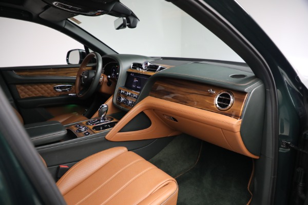 Used 2021 Bentley Bentayga V8 for sale $109,900 at Maserati of Westport in Westport CT 06880 27