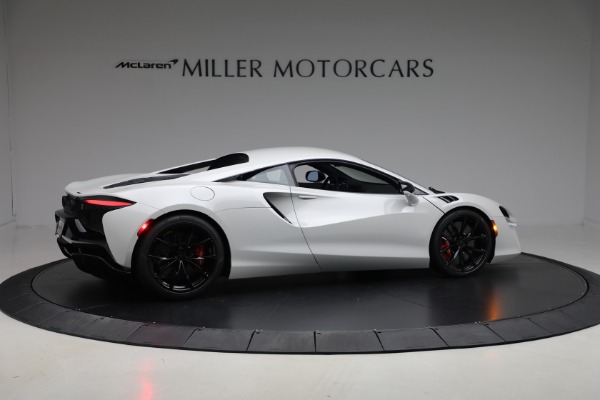 New 2026 McLaren Artura TechLux for sale $304,500 at Maserati of Westport in Westport CT 06880 8