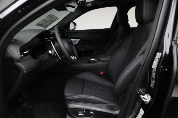 New 2025 Maserati Grecale for sale $71,381 at Maserati of Westport in Westport CT 06880 13