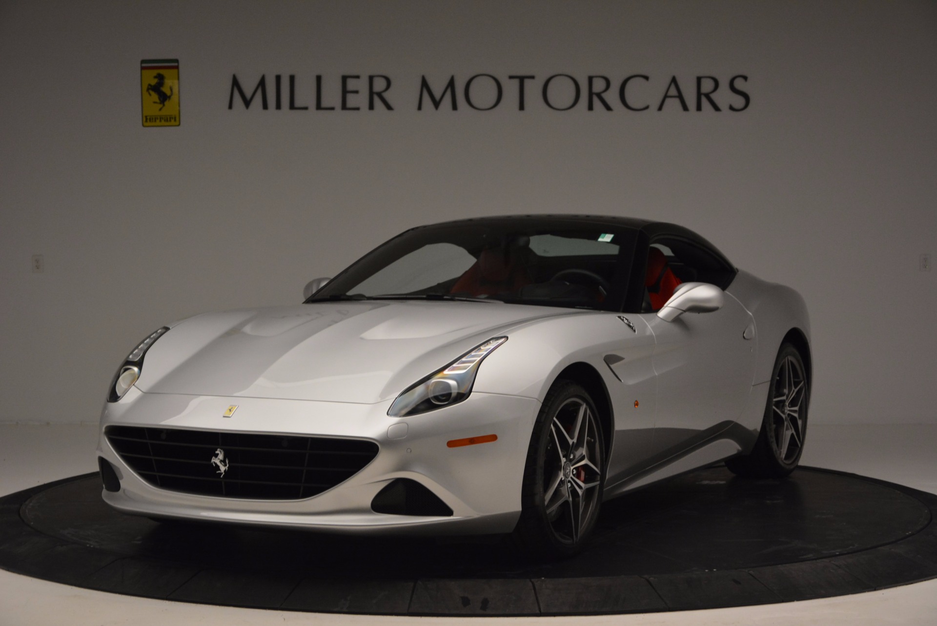 Used 2016 Ferrari California T for sale Sold at Maserati of Westport in Westport CT 06880 1