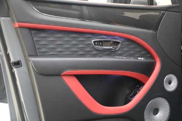 New 2026 Bentley Bentayga Speed V8 for sale $401,690 at Maserati of Westport in Westport CT 06880 14