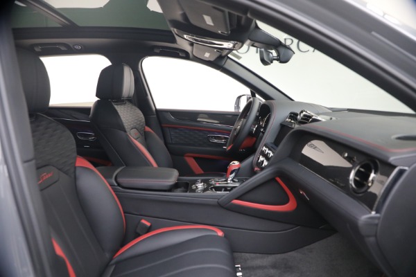 New 2026 Bentley Bentayga Speed V8 for sale $401,690 at Maserati of Westport in Westport CT 06880 23