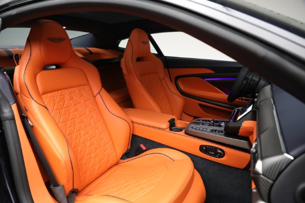 New 2025 Aston Martin Vanquish for sale $532,200 at Maserati of Westport in Westport CT 06880 17