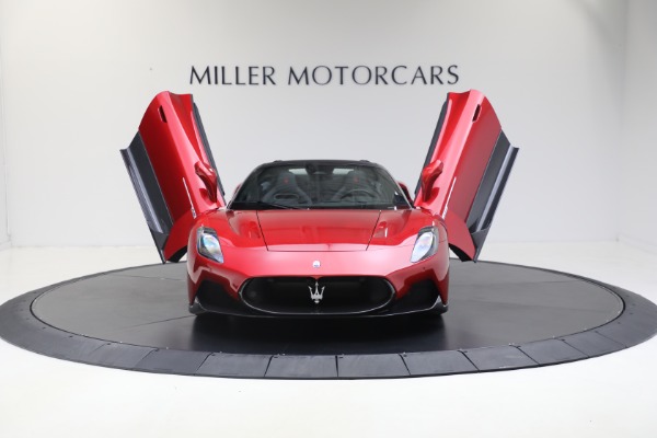 Used 2024 Maserati MC20 Cielo for sale $239,900 at Maserati of Westport in Westport CT 06880 25