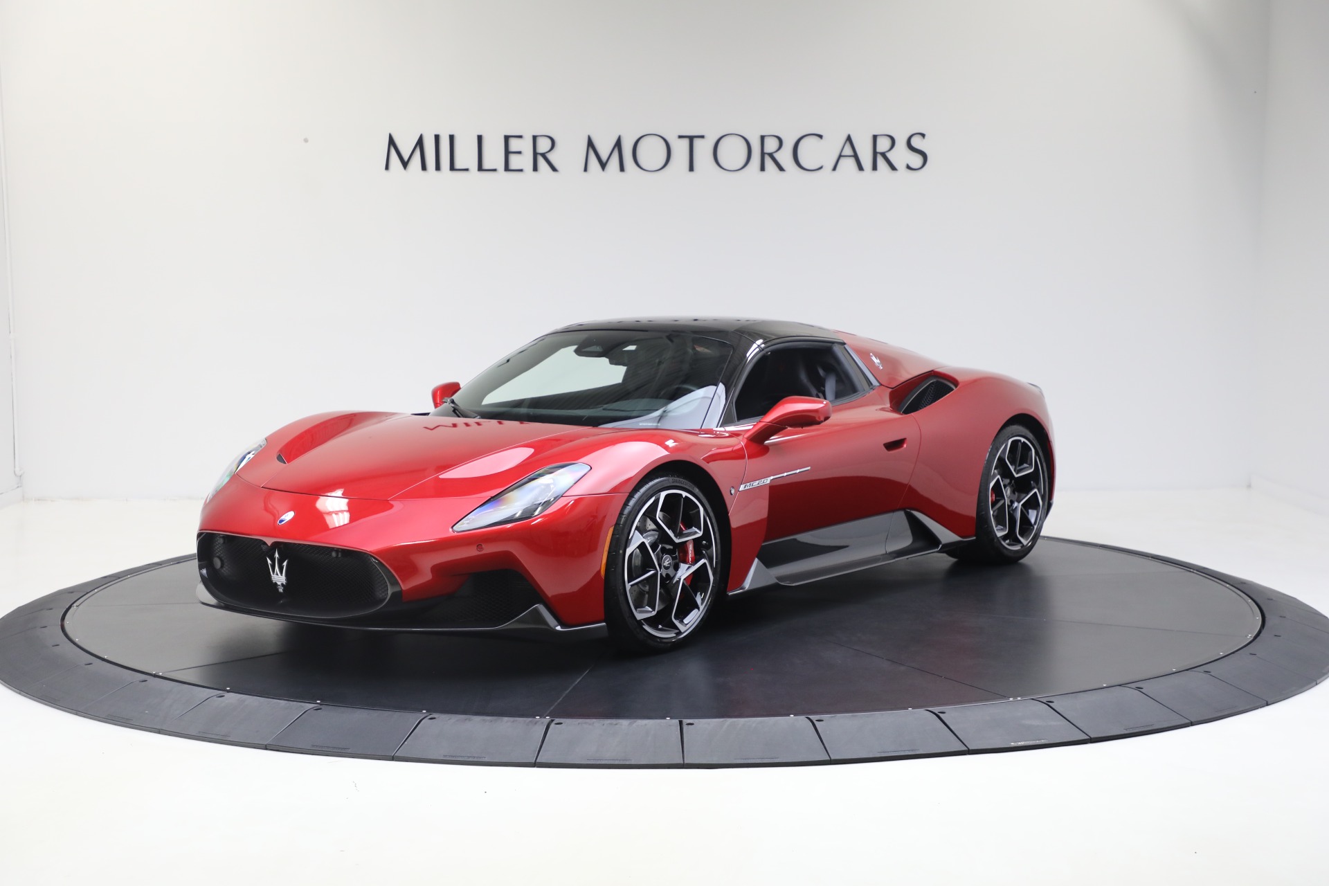 Used 2024 Maserati MC20 Cielo for sale $239,900 at Maserati of Westport in Westport CT 06880 1