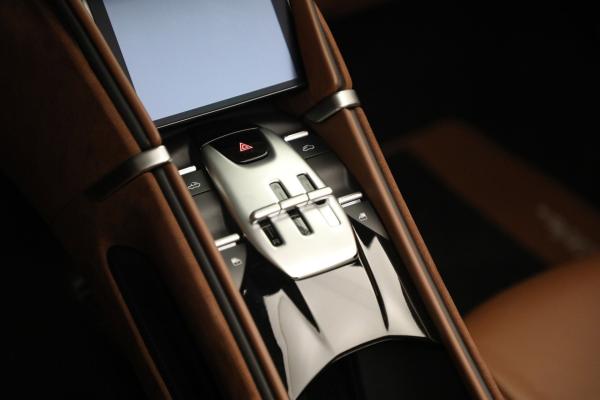 Used 2025 Ferrari Roma Spider for sale $335,900 at Maserati of Westport in Westport CT 06880 24