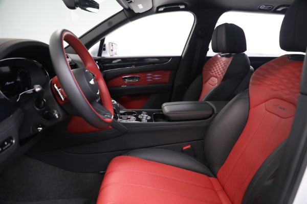 Used 2025 Bentley Bentayga EWB Azure V8 for sale $255,900 at Maserati of Westport in Westport CT 06880 16