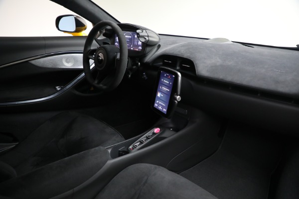 Used 2024 McLaren Artura for sale $193,900 at Maserati of Westport in Westport CT 06880 26