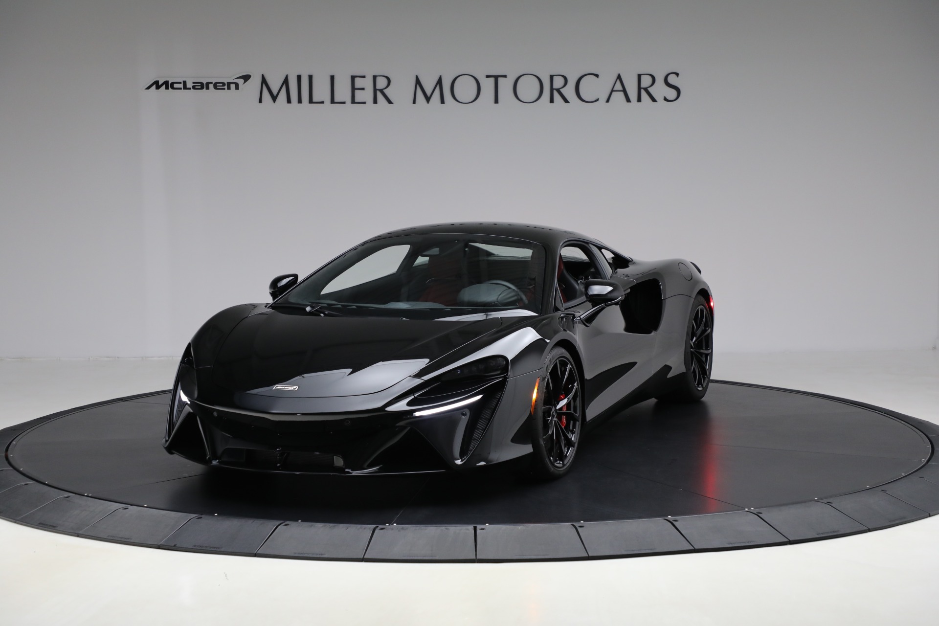 Used 2024 McLaren Artura TechLux for sale $196,900 at Maserati of Westport in Westport CT 06880 1