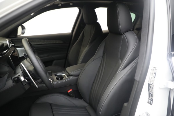 Used 2025 Maserati Grecale Modena for sale $61,116 at Maserati of Westport in Westport CT 06880 13