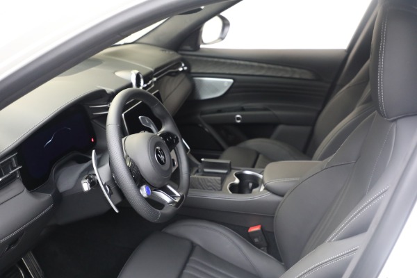 Used 2025 Maserati Grecale Modena for sale $61,116 at Maserati of Westport in Westport CT 06880 15