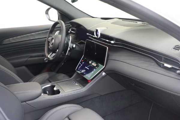 Used 2025 Maserati Grecale Modena for sale $61,116 at Maserati of Westport in Westport CT 06880 18