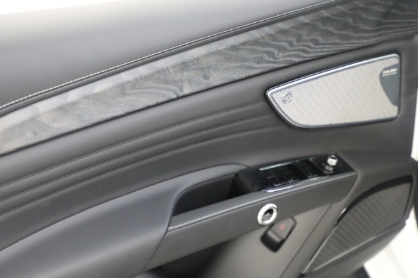 Used 2025 Maserati Grecale Modena for sale $61,116 at Maserati of Westport in Westport CT 06880 22