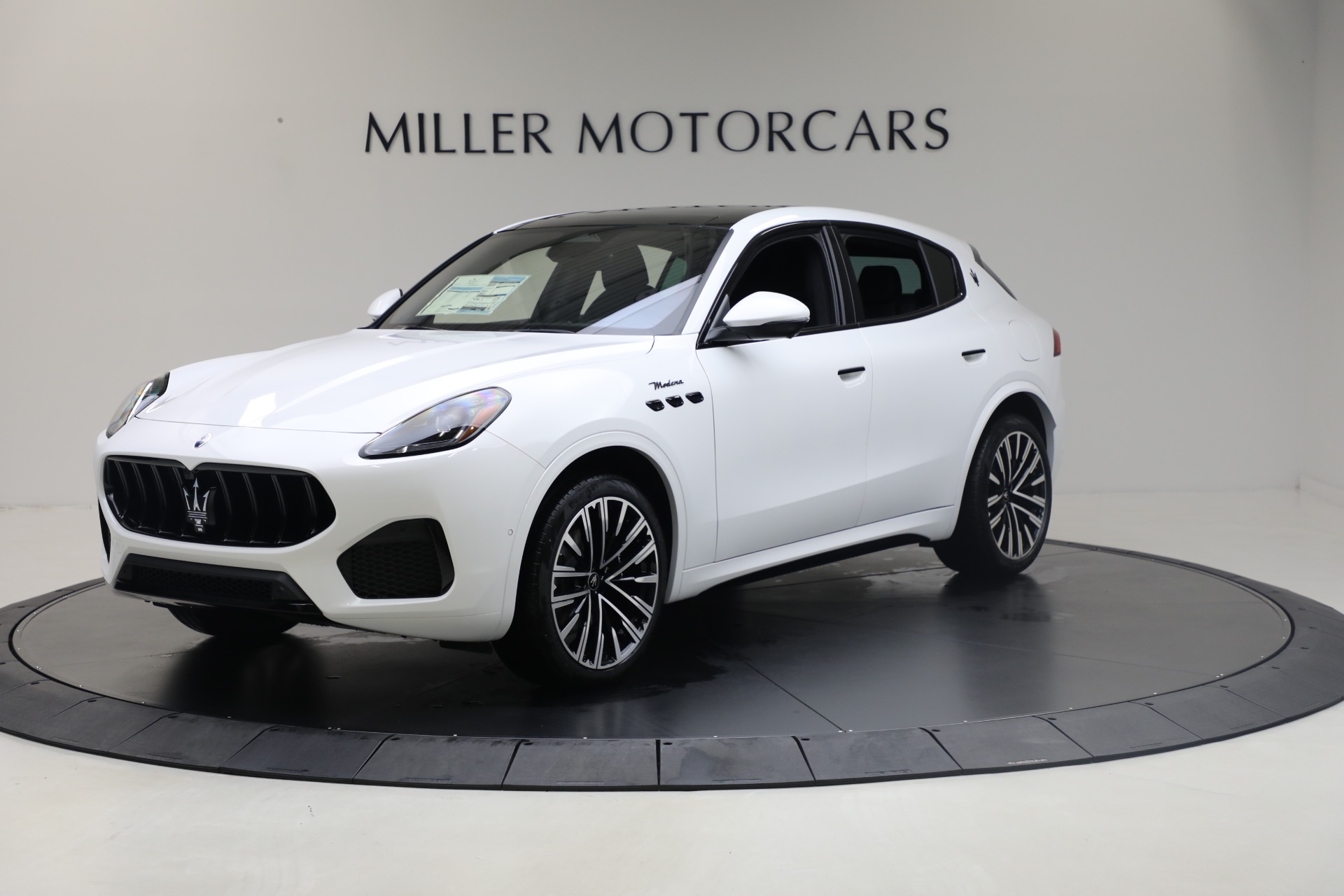 Used 2025 Maserati Grecale Modena for sale $61,116 at Maserati of Westport in Westport CT 06880 1