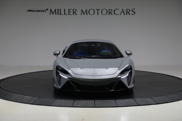 Used 2023 McLaren Artura for sale $184,900 at Maserati of Westport in Westport CT 06880 12
