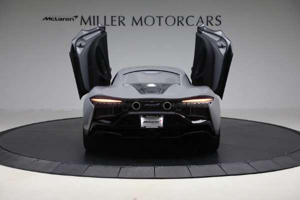 Used 2023 McLaren Artura for sale $184,900 at Maserati of Westport in Westport CT 06880 17