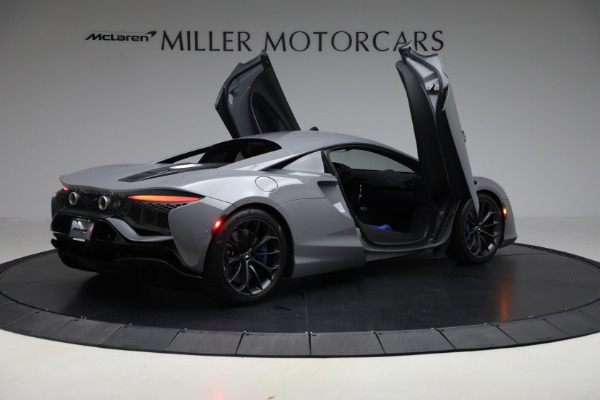Used 2023 McLaren Artura for sale $184,900 at Maserati of Westport in Westport CT 06880 18