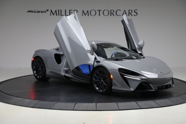 Used 2023 McLaren Artura for sale $184,900 at Maserati of Westport in Westport CT 06880 20