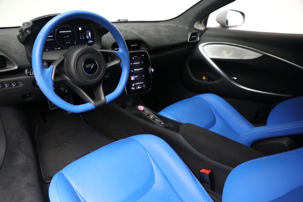Used 2023 McLaren Artura for sale $184,900 at Maserati of Westport in Westport CT 06880 23