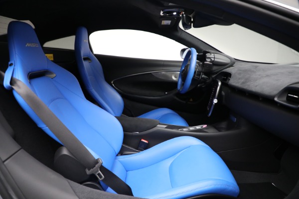 Used 2023 McLaren Artura for sale $184,900 at Maserati of Westport in Westport CT 06880 28