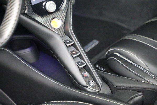 Used 2026 McLaren 750S TechLux for sale $379,900 at Maserati of Westport in Westport CT 06880 22