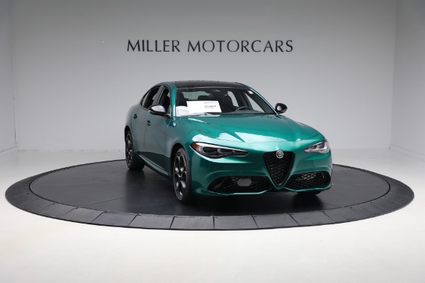 New 2025 Alfa Romeo Giulia Intensa for sale Sold at Maserati of Westport in Westport CT 06880 11