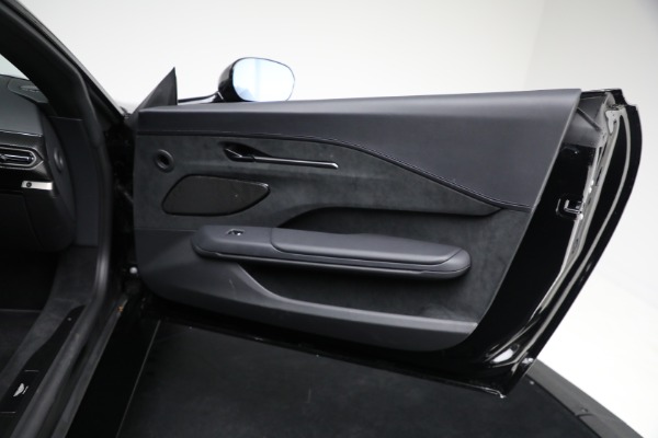 Used 2025 Aston Martin Vantage for sale $189,900 at Maserati of Westport in Westport CT 06880 22