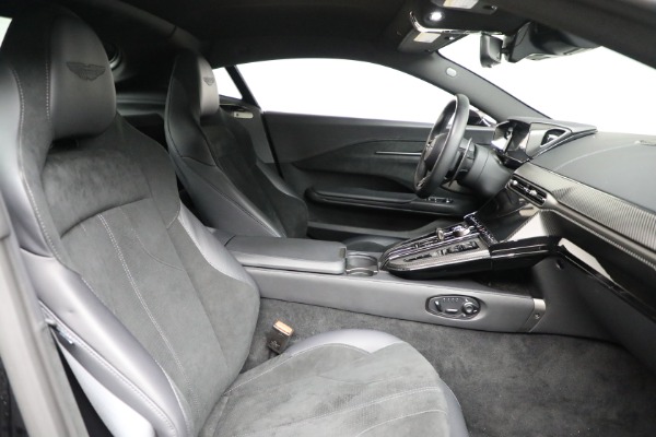 Used 2025 Aston Martin Vantage for sale $189,900 at Maserati of Westport in Westport CT 06880 25