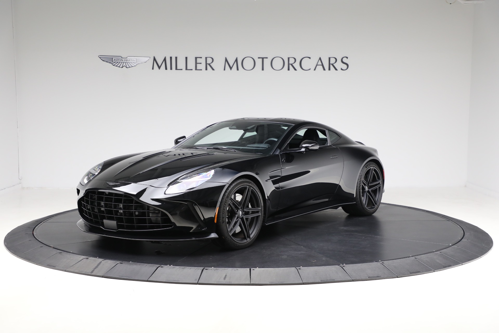 Used 2025 Aston Martin Vantage for sale $189,900 at Maserati of Westport in Westport CT 06880 1
