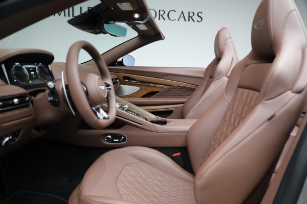Used 2026 Aston Martin DB12 Volante for sale $340,900 at Maserati of Westport in Westport CT 06880 27