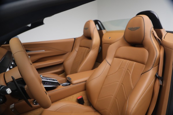 New 2026 Aston Martin Vantage Roadster for sale $260,300 at Maserati of Westport in Westport CT 06880 25