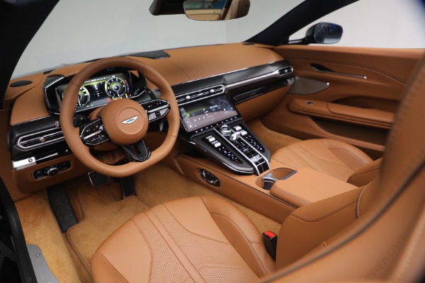 New 2026 Aston Martin Vantage Roadster for sale $260,300 at Maserati of Westport in Westport CT 06880 27