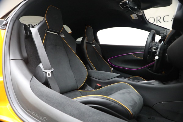 Used 2024 McLaren Artura Performance for sale $192,900 at Maserati of Westport in Westport CT 06880 24