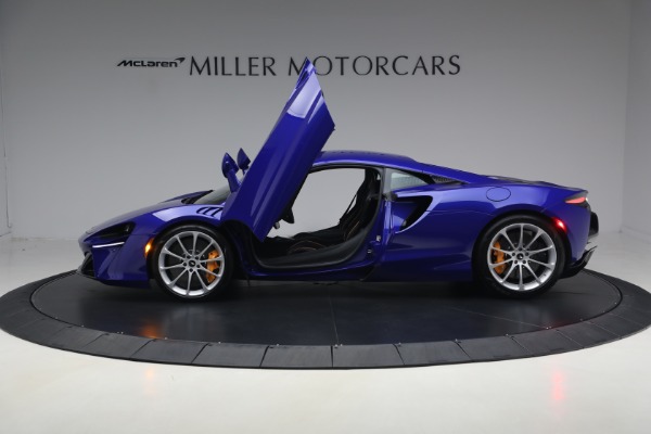 Used 2024 McLaren Artura Vision for sale $197,900 at Maserati of Westport in Westport CT 06880 15