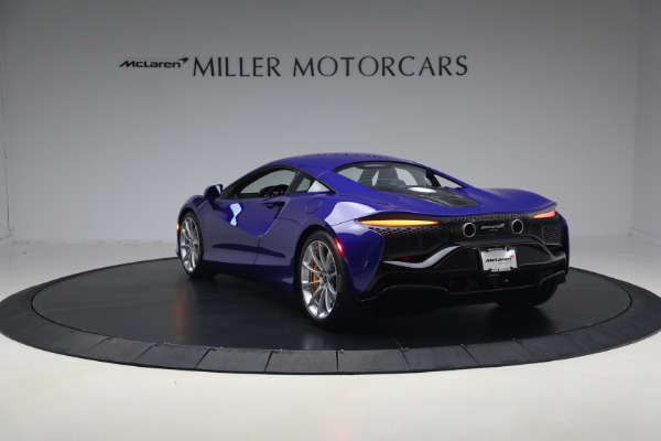 Used 2024 McLaren Artura Vision for sale $197,900 at Maserati of Westport in Westport CT 06880 5