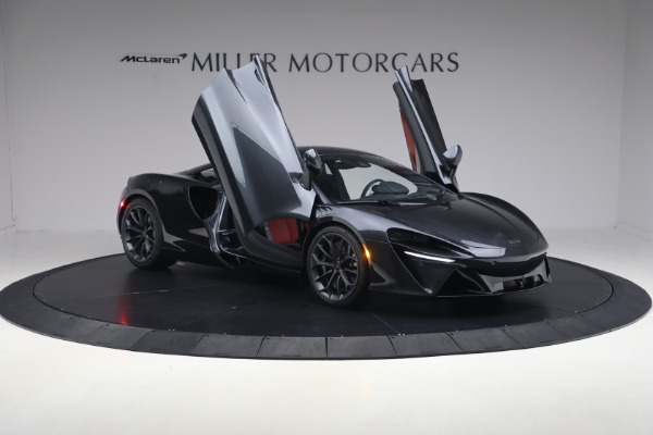New 2026 McLaren Artura TechLux for sale $298,400 at Maserati of Westport in Westport CT 06880 20