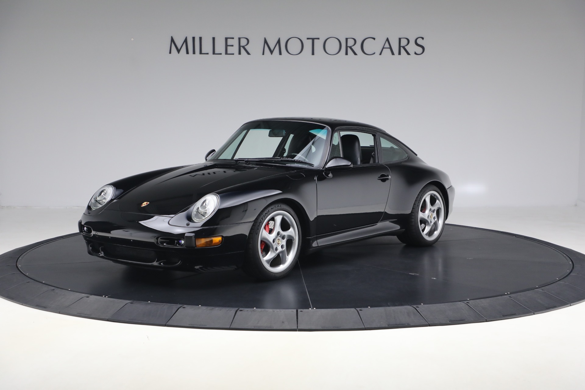 Used 1997 Porsche 911 Carrera for sale $275,900 at Maserati of Westport in Westport CT 06880 1