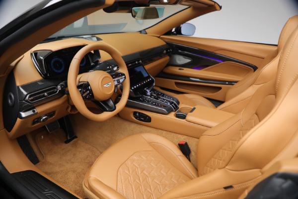 New 2026 Aston Martin Vanquish Volante for sale $581,800 at Maserati of Westport in Westport CT 06880 25