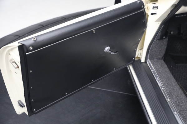 Used 1957 Porsche 356 Speedster 1600 Super for sale $434,900 at Maserati of Westport in Westport CT 06880 28