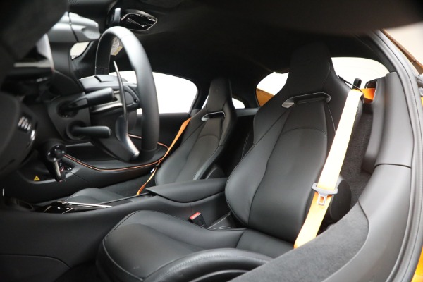 New 2026 McLaren Artura TechLux for sale $314,250 at Maserati of Westport in Westport CT 06880 20