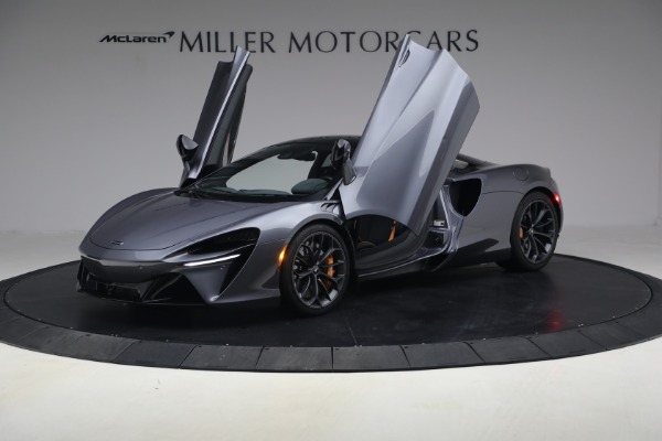 Used 2024 McLaren Artura Performance for sale $191,900 at Maserati of Westport in Westport CT 06880 15