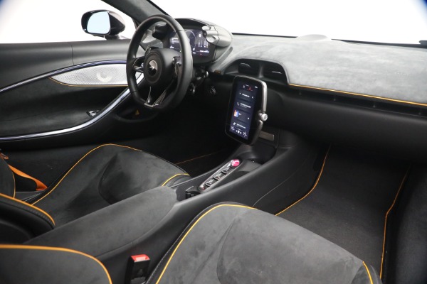 Used 2024 McLaren Artura Performance for sale $191,900 at Maserati of Westport in Westport CT 06880 27